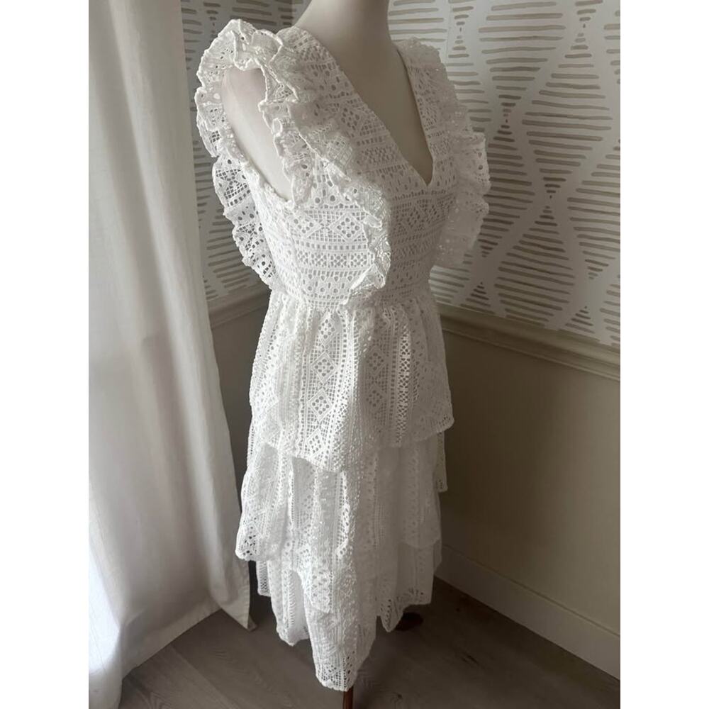 Endless Rose Women’s Small White Lace Tiered Ruffle Midi Dress - Picture 7 of 9